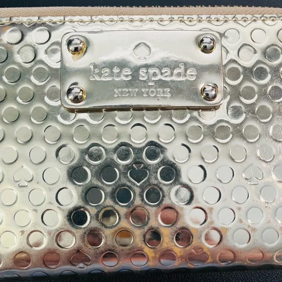 Kate Spade Metallic Silver Polka Dot Wristlet/Wallet EUC - Picture 2 of 5